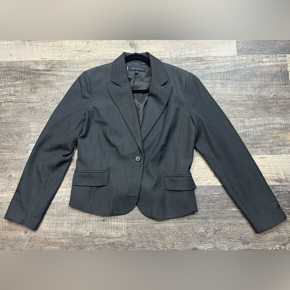 Ann Taylor Single Button Blazer Size 6 - Picture 9 of 9